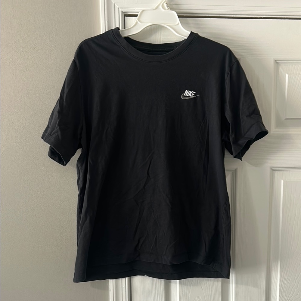 Nike Men's Black T-Shirt